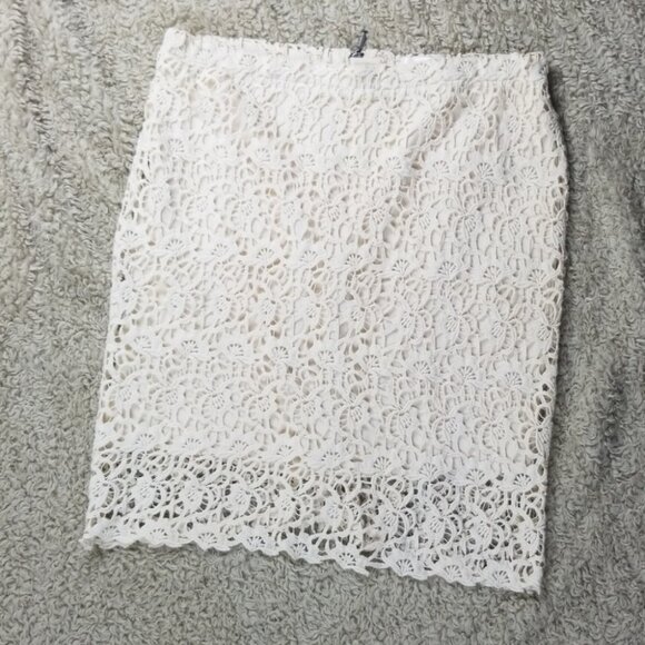 Kenar Dresses & Skirts - Kenar Lace Overlay Cream Pencil Skirt Medium